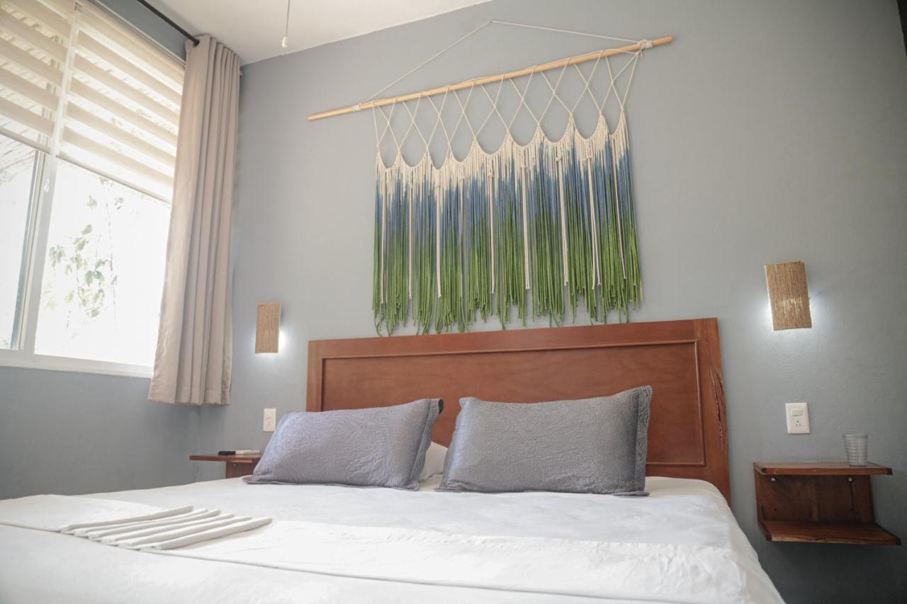 Hotel Makaaba Eco-Boutique Bacalar Exterior photo A wall hanging